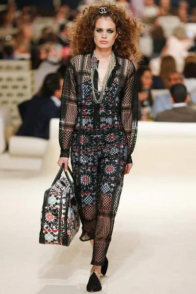Look 61